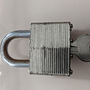 Lock with 1 key